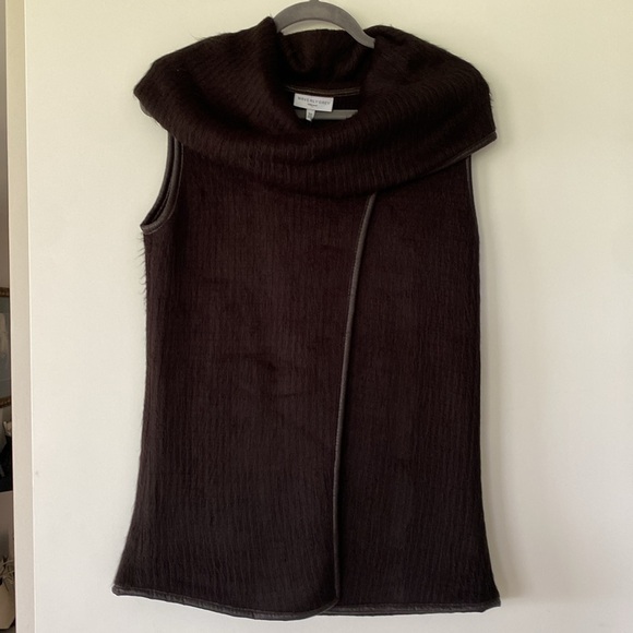 Waverly Grey Riley Vest - Picture 7 of 8